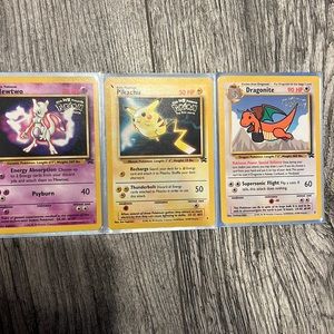 3 exclusive Pokèmon Movie set cards